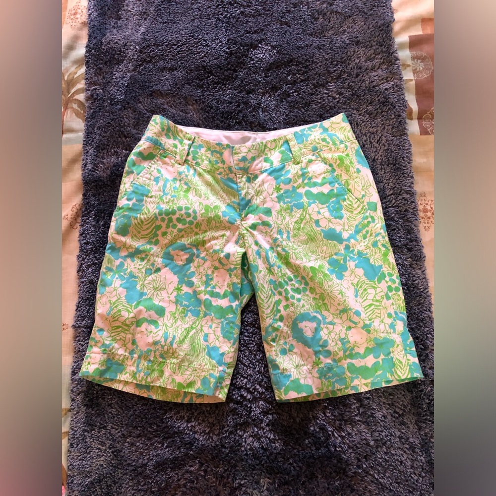Lilly Pulitzer Floral Green and Blue Women's Shorts